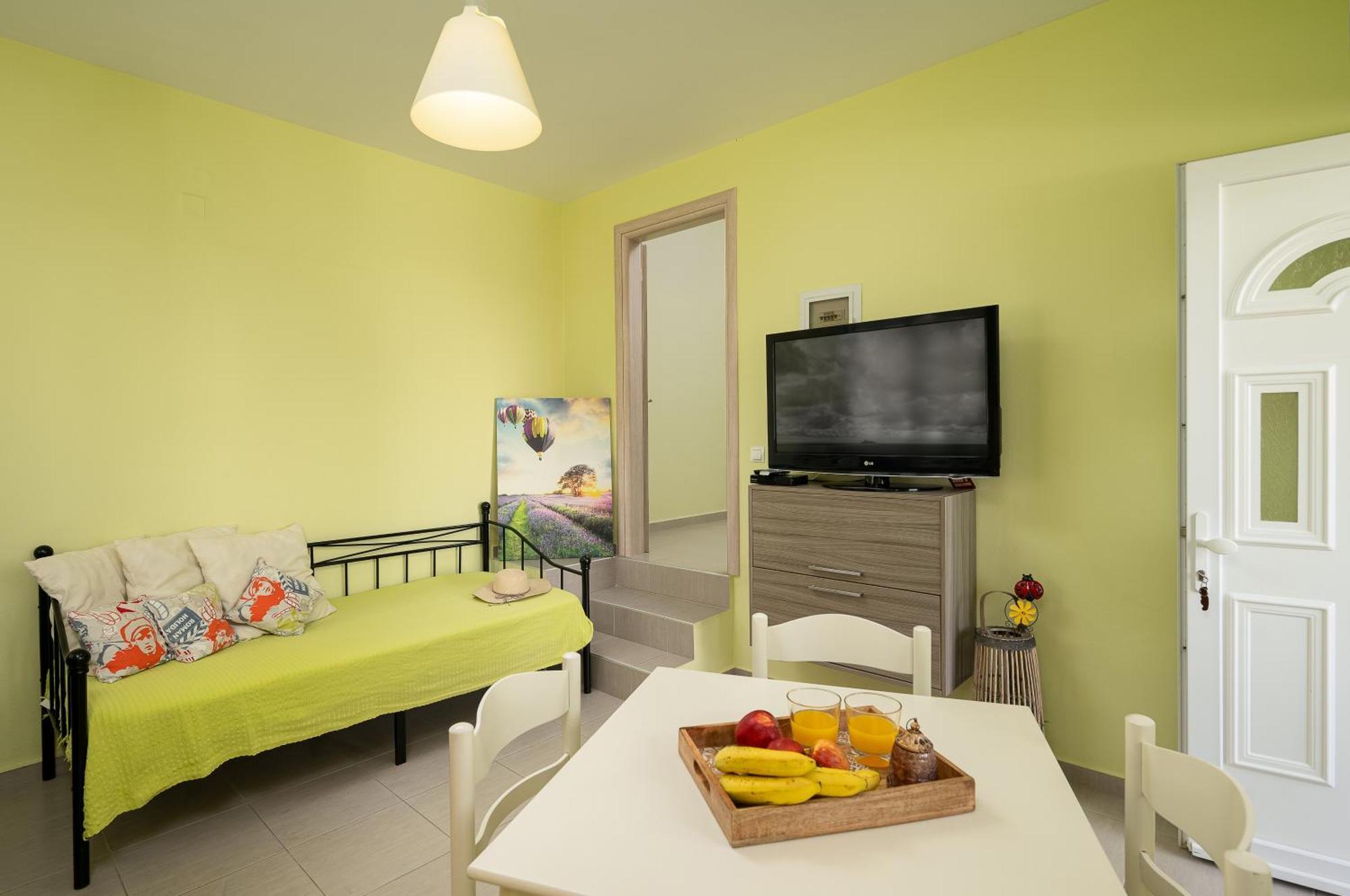 Milos Apartment Каламаки Экстерьер фото